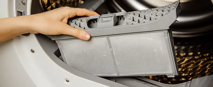 Signs Of A Clogged Dryer Lint Trap in Independence, Missouri